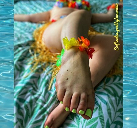 softsoles prettytoesxoxo kunst xxx archiv