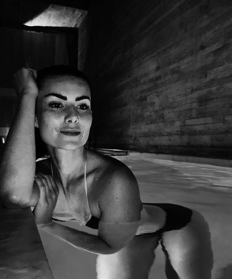 Nathalia Arcuri sexy perfekte foto