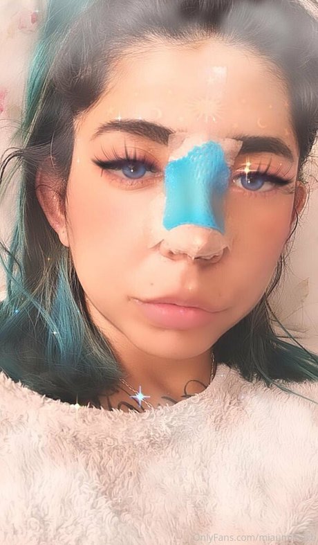 miaumiloucb perfekte akt fotos