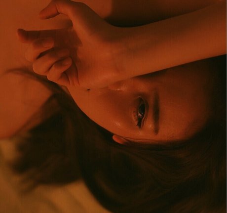 azhua kunst nackt bild