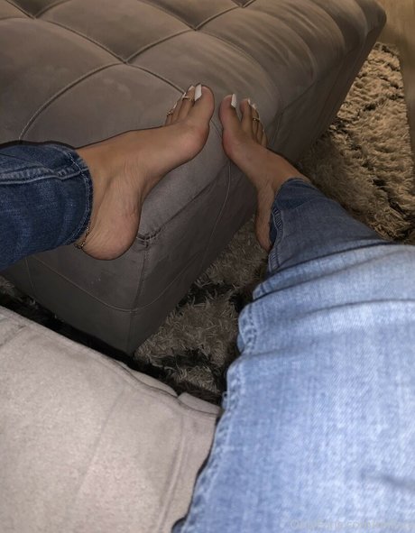 Miliani hübsche pornostar foto