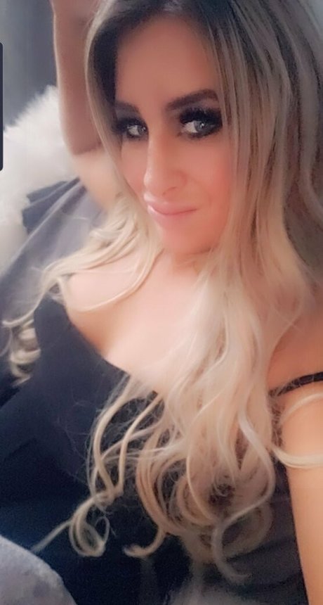 dicke rothaarige onlyfans pornographische foto