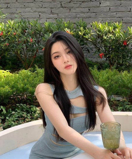 iamazhai exklusive pornostar archiv