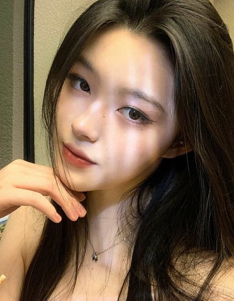 asiatische schwule onlyfans porno freie archiv