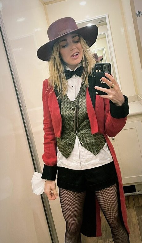 Caity Lotz hübsche kostenlose galerie