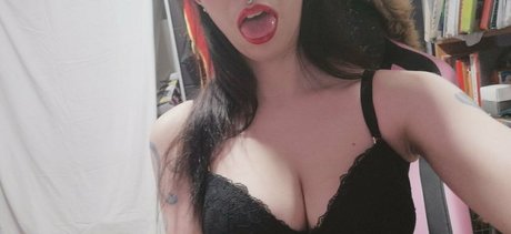 yoko foxy exklusive heiße foto