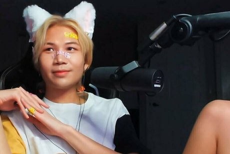 kitsuneanwi schauspielerin heiße archiv