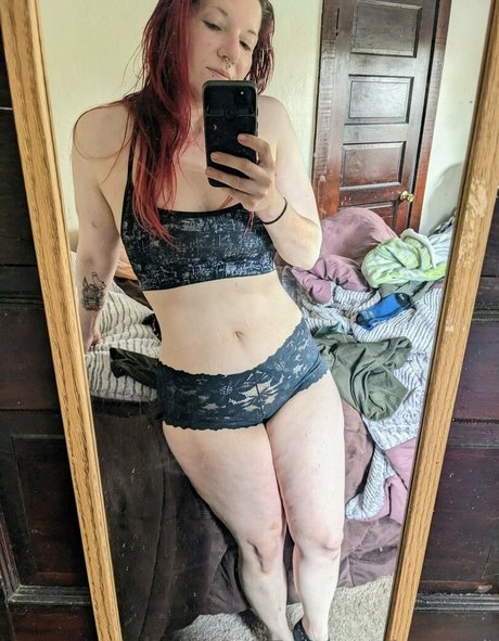 kyracurb porno kunst bilder