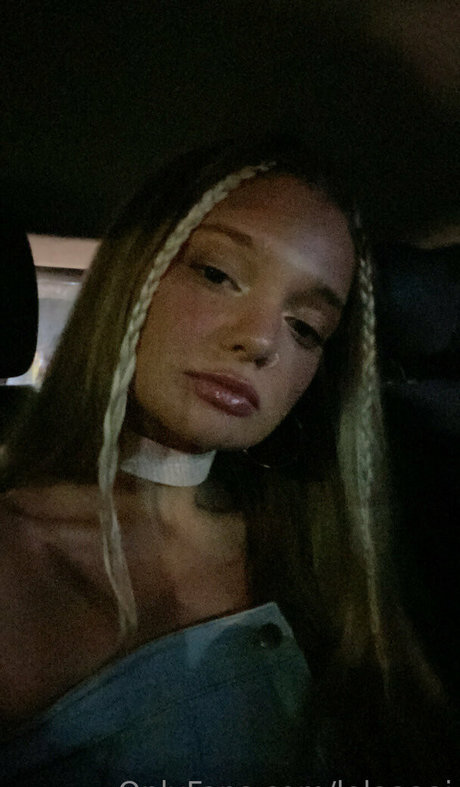 lolaaaai nackt perfekte fotos