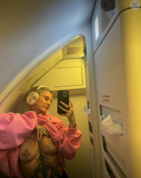 Coco Blake xxx top galerie