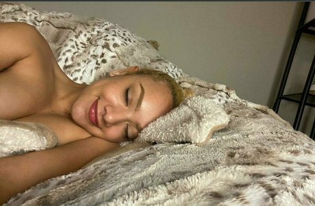 omgzadafree pornostar hübsche galerie