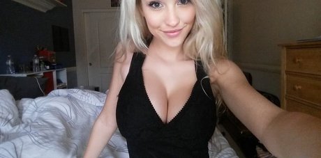 Jessica Blondet schöne pornostar galerie