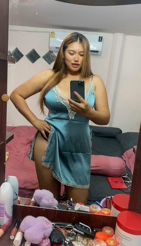 Thanaporn erotische akt galerien