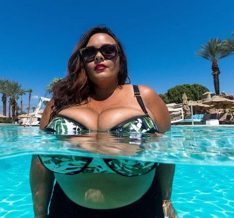 Nicole Denise Johansson kunst nackten fotos