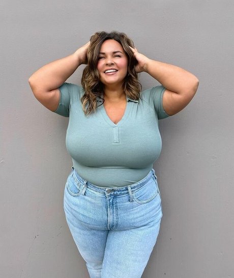 Nicole Denise Johansson schöne heiße galerien