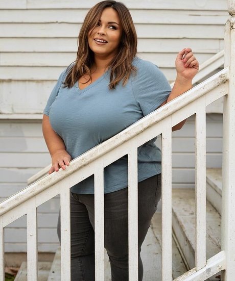 fansly onlyfans nackt erotische bild