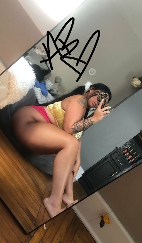 ebenholz-dildo onlyfans nackt erotische bild