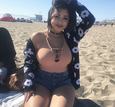 fitnessstudio-influencer onlyfans erwachsene top bild