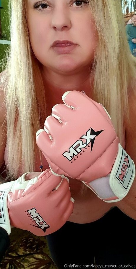 laceys muscular calves erwachsene nacktheit foto