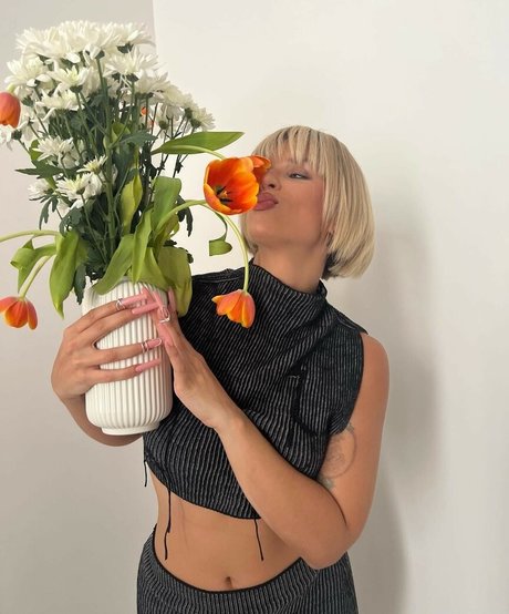 Nathy Peluso pornostar nacktheit bilder