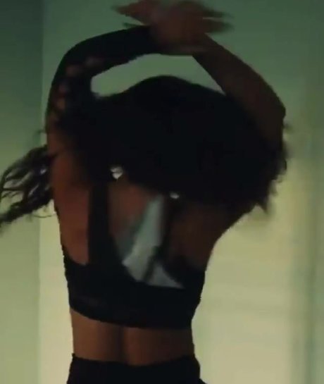 Nathy Peluso schauspielerin hübsche bilder