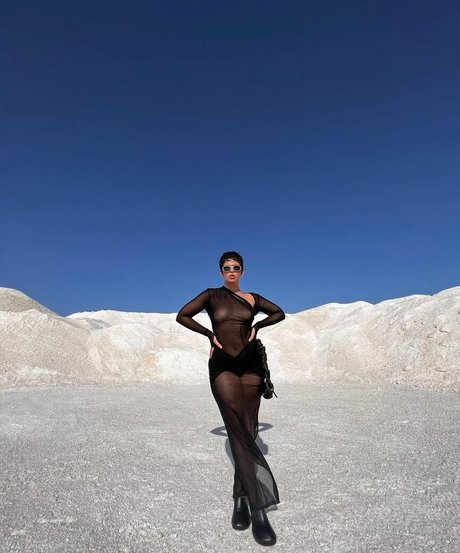 Nathy Peluso nette archiv