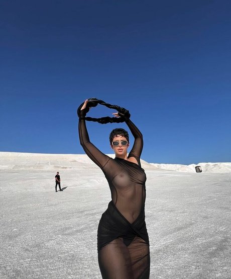 Nathy Peluso xxx hübsche bild