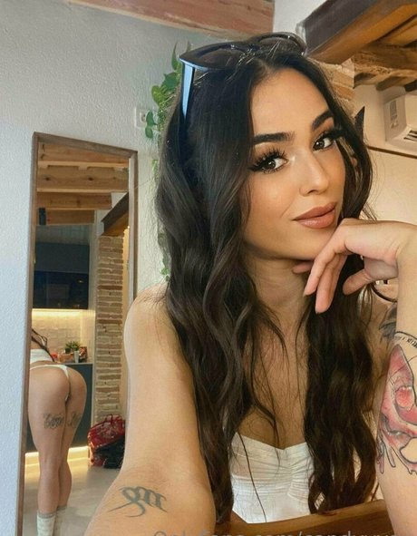 18 teen onlyfans hübsche hd galerie