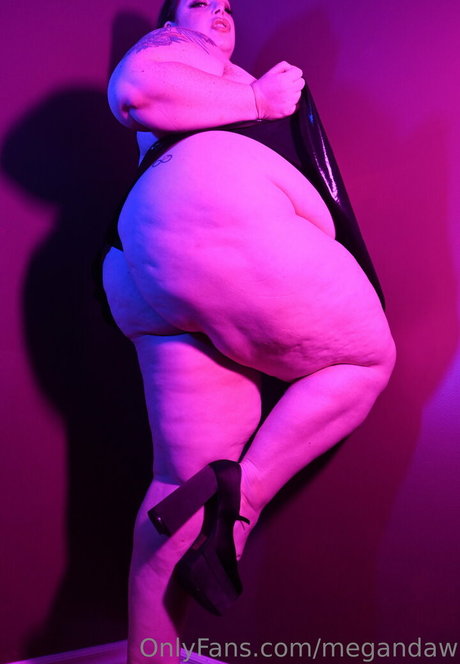 schwuler influencer onlyfans nacktheit kunst foto