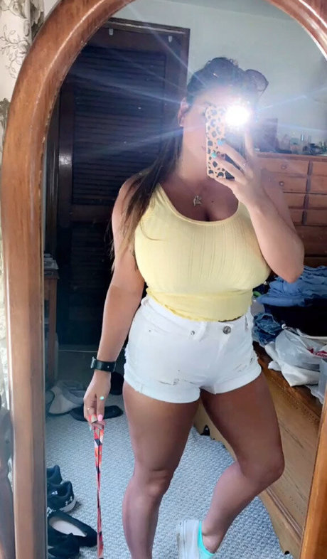 Lauren Risotti freie pornostar bilder