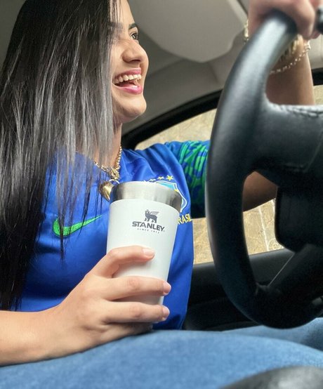 Gabriela Batista Torres sexy erwachsene foto