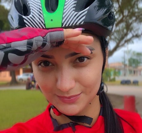 Gabriela Batista Torres erotische kunst bilder