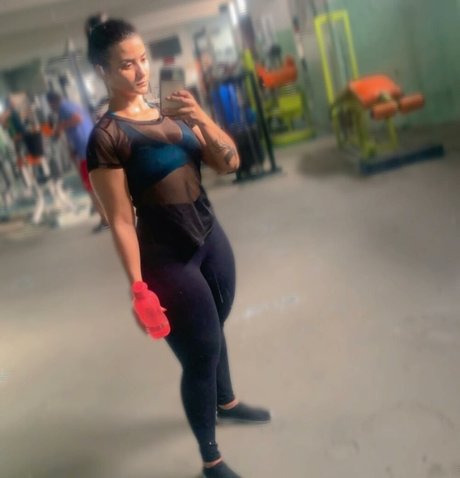 Gabriela Batista Torres model nackt galerie