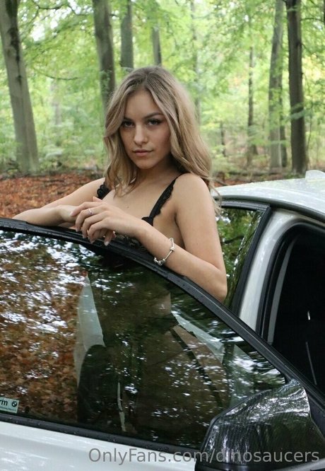 dinosaucers erwachsene nacktheit archiv