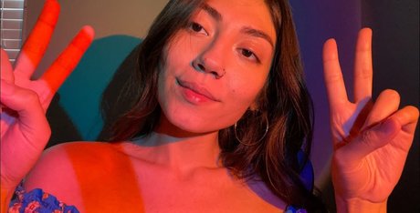 Lofiluvasmr schauspielerin xxx bilder