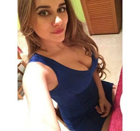 Anastasia Ticus kunst heiße bild