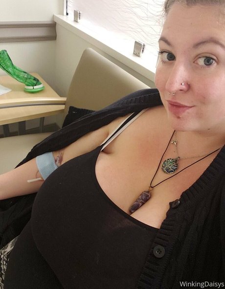 winkingdaisys nacktheit perfekte archiv