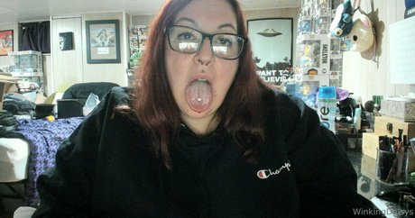 winkingdaisys sexy top foto