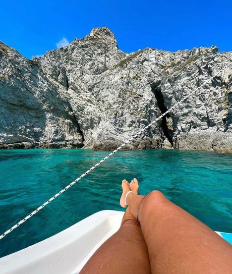 Lia Grimmie model hd bilder