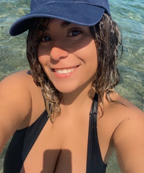 Lia Grimmie nacktheit pornografische bilder