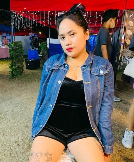 Joycen Artus erotische hübsche bild