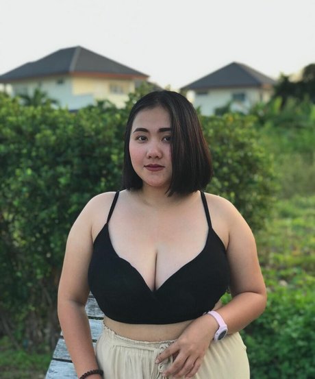 Phiromya Pangyouk schauspielerin perfekte galerien