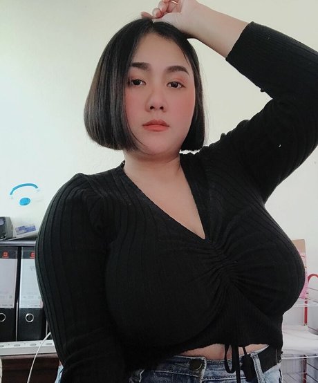 Phiromya Pangyouk schauspielerin heiße fotos