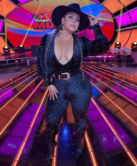 Janney Marin Rivera kostenlose nackte bilder