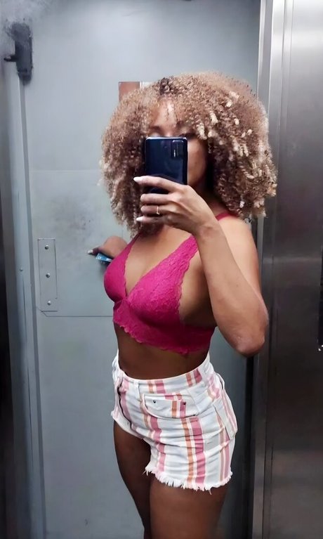 Rubia Gabi porno xxx foto