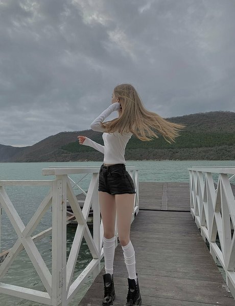 Imelina exklusive heiße bild