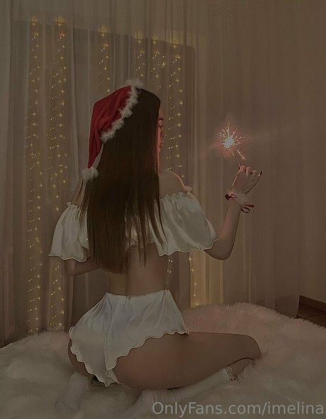 Imelina model nacktheit bild