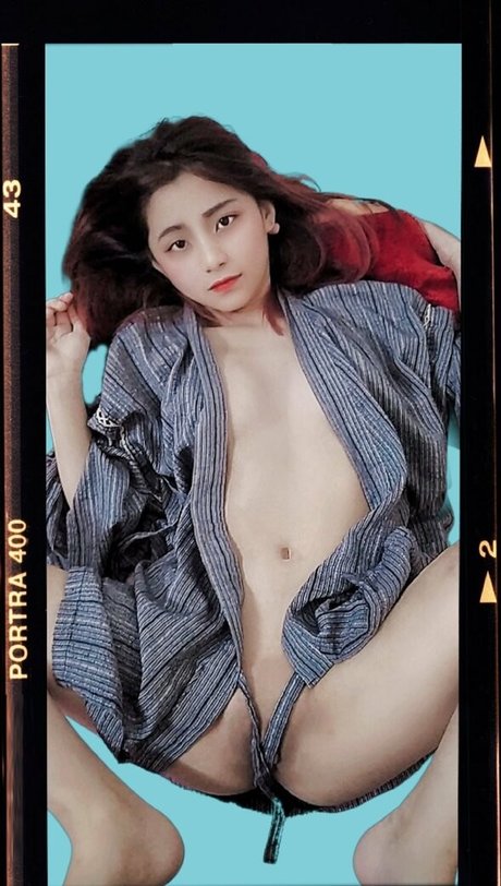 yuumeilyn erotische nette bild