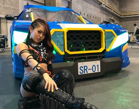 WomenJoshi schöne exklusive galerien