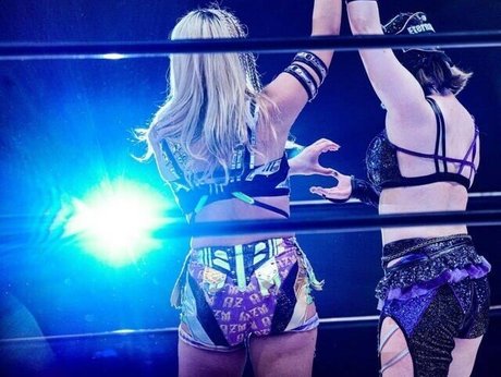 junge milf onlyfans nackt perfekte galerie